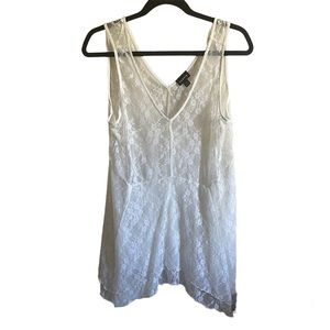 Torrid white lace tank
